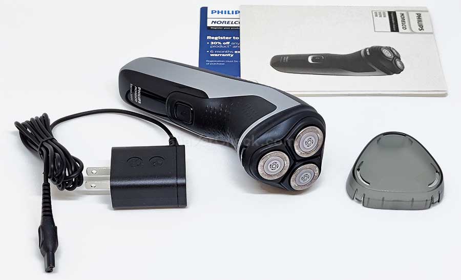 Philips Norelco Shaver 2300 accessories.