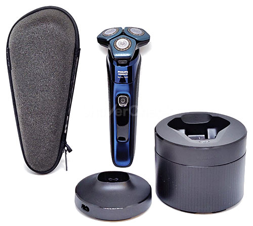 Philips Norelco Shaver 7700.