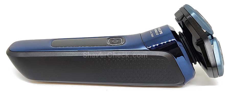Side view of the Philips Norelco Shaver 7700.