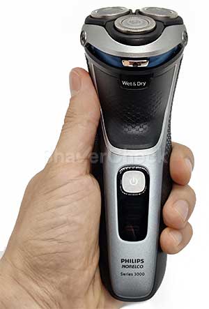 The Philips Norelco 3800 is a cordless only shaver.