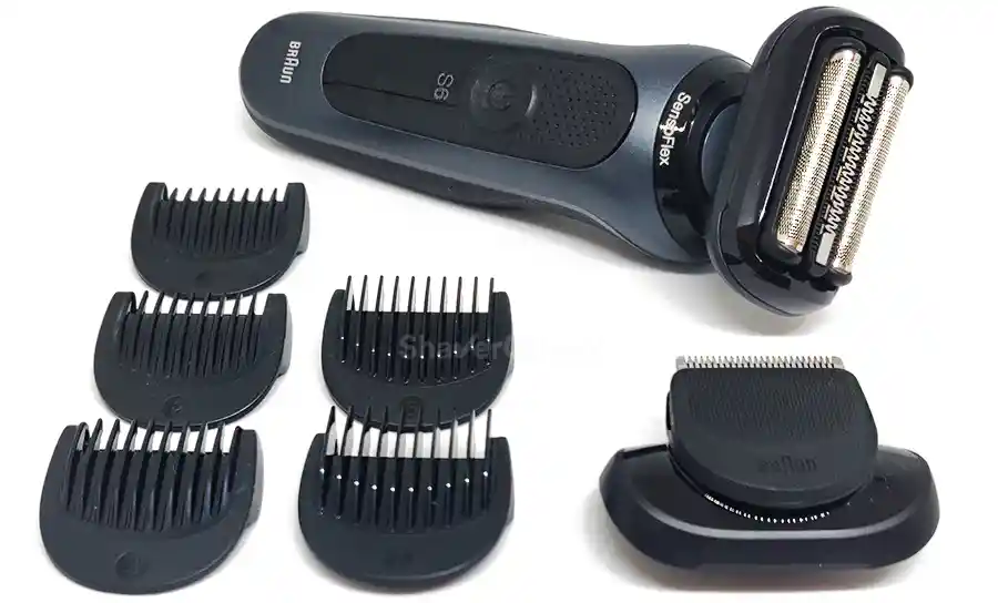 The Series 6 6075cc with the trimmer and 5 combs.