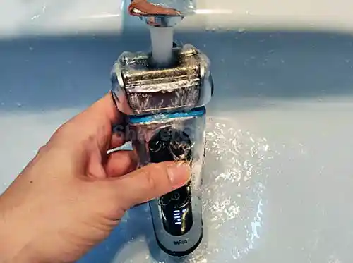 Cleaning the Series 8 with tap water.